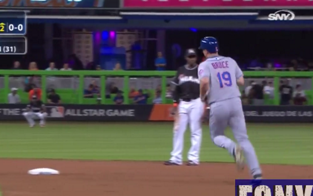 New York Mets’ Jay Bruce Actually Smacks HR At Marlins Park (Video)
