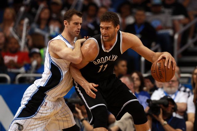 Brooklyn Nets: Luis Scola Wants To Feed Brook Lopez