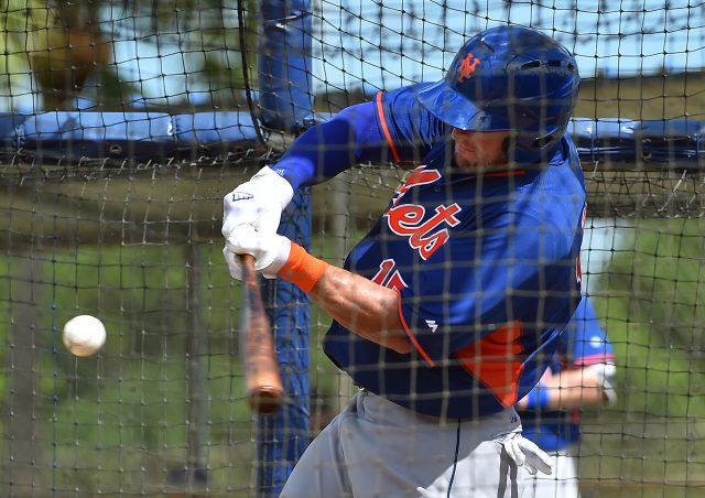 New York Mets: Tim Tebow Crushes HR On First Pitch He Sees (Video)