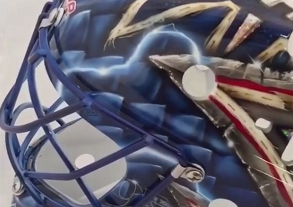 New York Rangers: Henrik Lundqvist’s New Mask Revealed (Video)