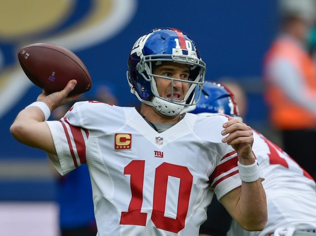 Giants’ Eli Manning Uses ‘Trump’ Call At Line Of Scrimmage (Video)