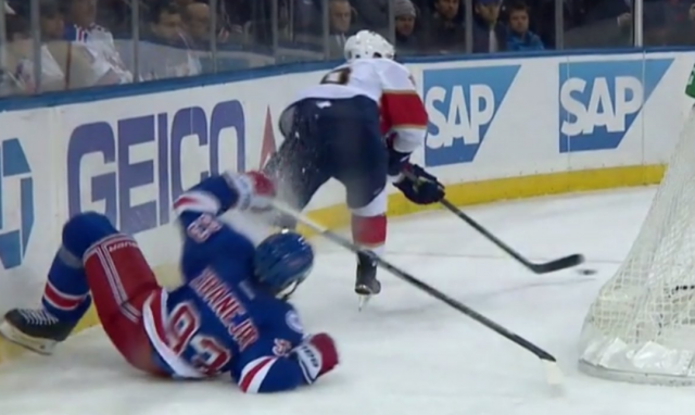 New York Rangers’ Mika Zibanejad out 6-8 weeks with broken fibula (Video)