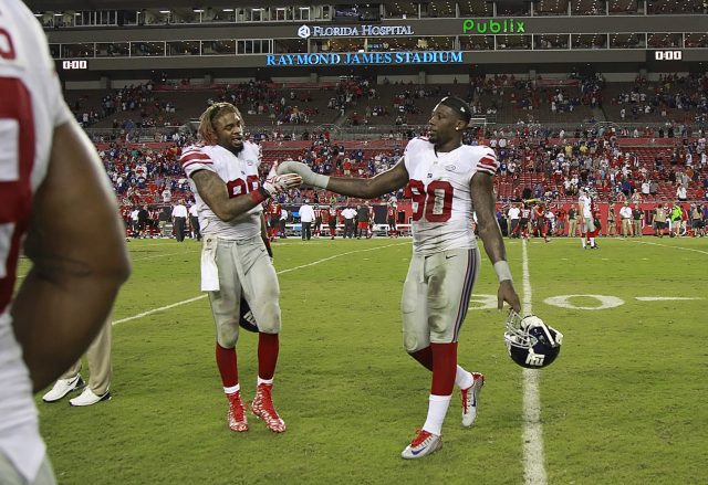 Ex-Giant Damontre Moore Signs With The Seattle Seahawks