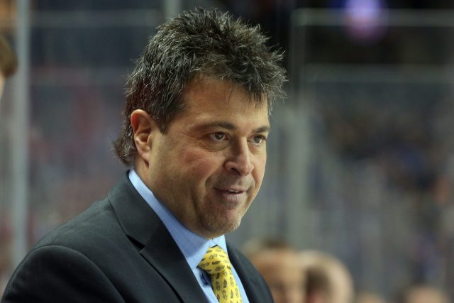 ‘Dump and Chase’ partly to blame for New York Islanders’ slow start