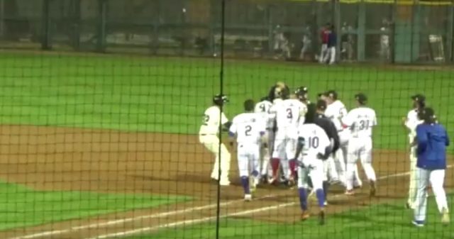 New York Mets: Tim Tebow Slaps Walk Off Single (Video)