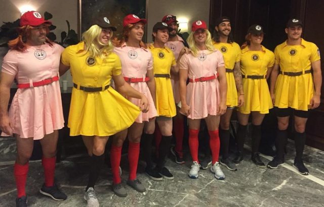 MLB officially bans rookie player hazing, Sandy Alderson on board (Report)