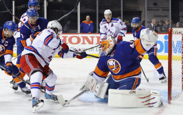 Jaroslav Halak, New York Islanders hang on against Rangers (Highlights)