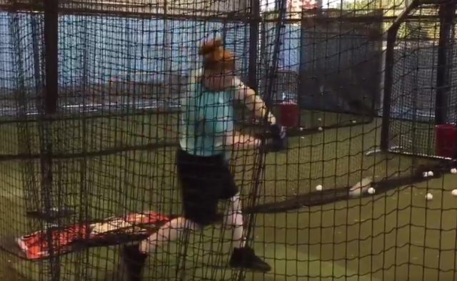 Top New York Yankees’ prospect shows off ‘legendary’ bat speed (Video)