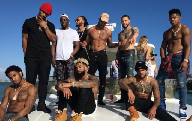 New York Giants wide receivers in Miami hanging out with Justin Bieber (Photo)