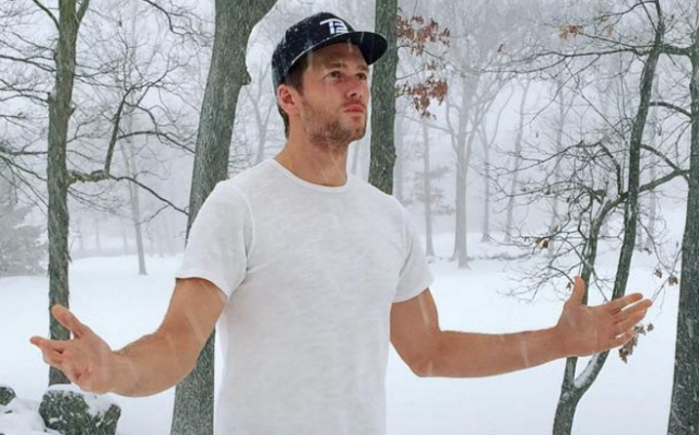 Tom Brady has officially connected to social media with a grand entrance (Video)