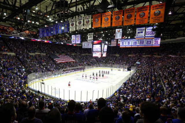 New York Islanders officially exploring options outside Brooklyn