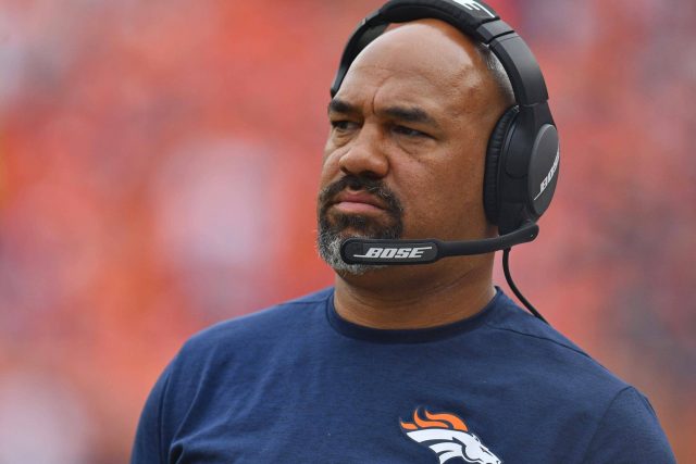 New York Jets: Offensive coordinator needed to answer quarterback question