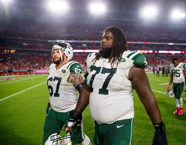 New York Jets make move of the offseason with Brian Winters signing
