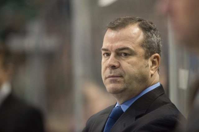 Buy more gum: NY Rangers’ Alain Vigneault given two season extension