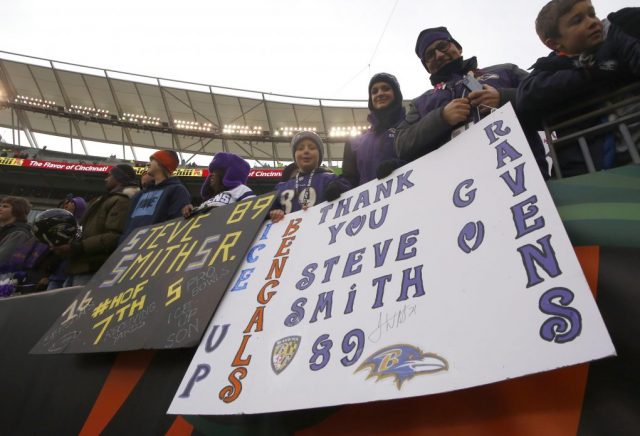 Baltimore Ravens WR Steve Smith announces his retirement in style