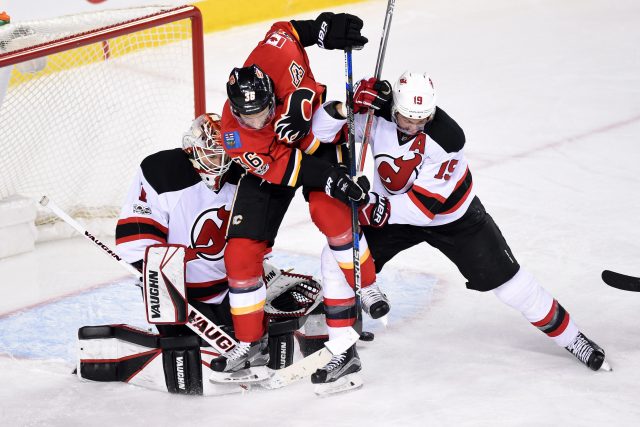 New Jersey Devils play strong 60 minutes, beat Calgary Flames 2-1 (Highlights)