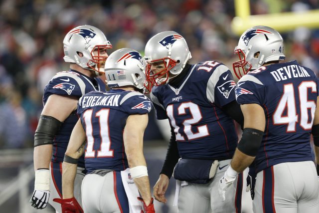 NFL Championship Sunday Preview: Can Tom Brady or Aaron Rodgers be denied?