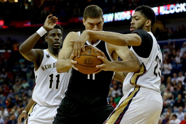 That’s right: Brook Lopez and the Brooklyn Nets dominate the Pelicans (Highlights)