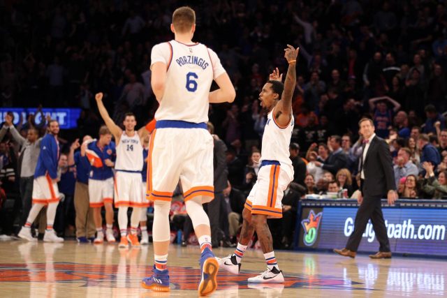 Courtney Lee has the Garden explode in New York Knicks 110-107 win over Hornets (Highlights)