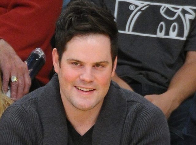 Former New York Islander Mike Comrie under investigation for rape