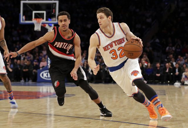 Former Knick Jimmer Fredette scores 73 during Chinese league game