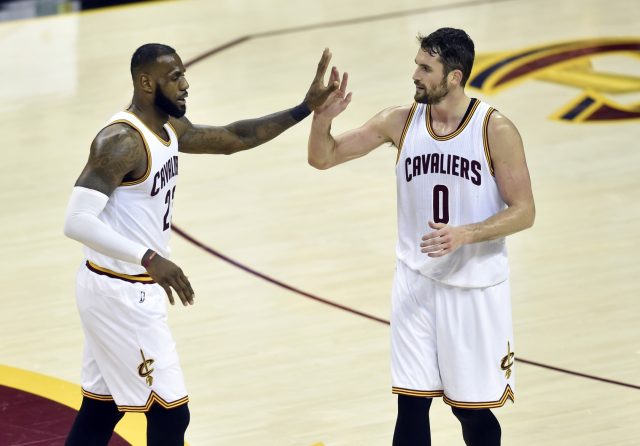 LeBron James: New York Daily News’ Frank Isola is ‘trash’ for Kevin Love report