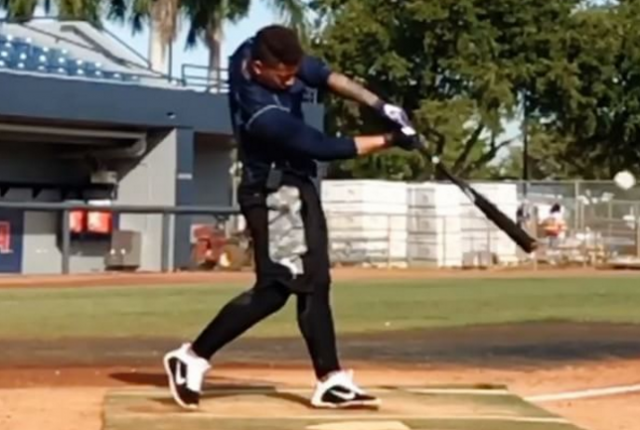 New York Yankees: Gleyber Torres shows off swing in sweet slow-mo video