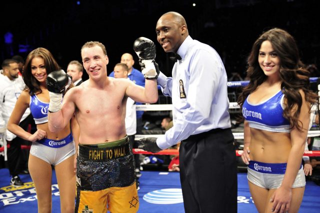 Boyd Melson boxing clinic aims to knock out drug addiction