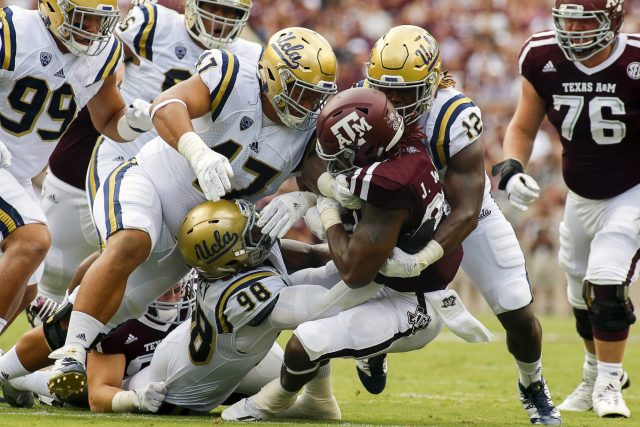 New York Giants draft target: Takkarist McKinley