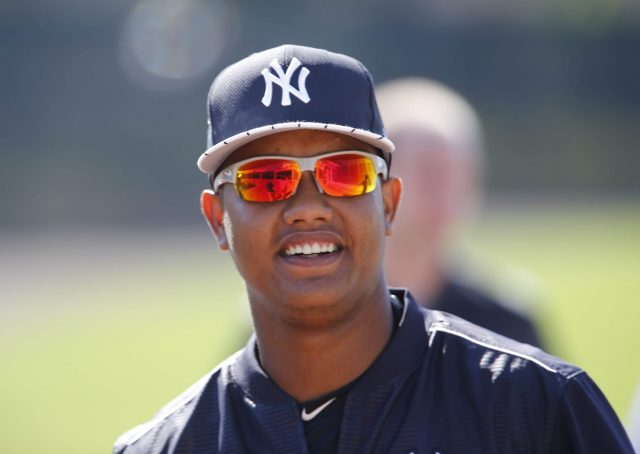 New York Yankees: Starlin Castro has a message for baserunners
