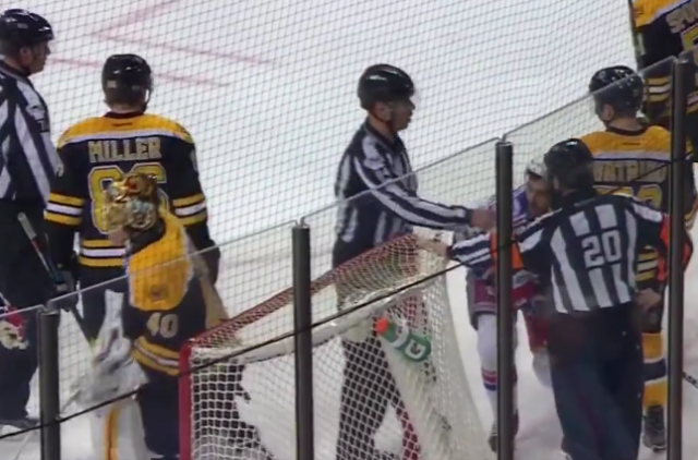 New York Rangers do nothing after Brandon Pirri is crosschecked from behind (Video)