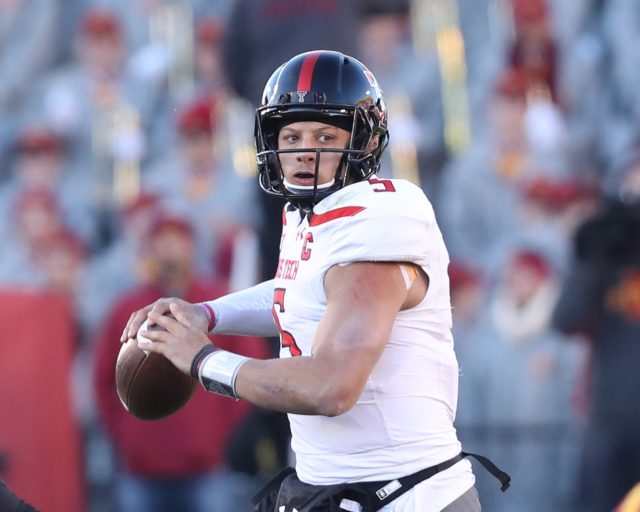 Patrick Mahomes is the Most Extraordinary Boom or Bust Prospect in the 2017 NFL Draft