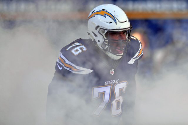 New York Giant Sign Offensive Lineman D.J. Fluker