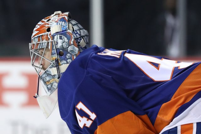 New York Islanders should call up goaltender Jaroslav Hálak