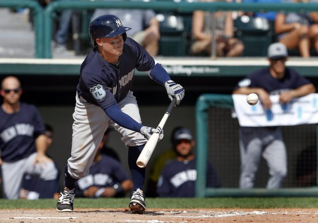 New York Yankees: Is Ronald Torreyes Playing Himself Off The 25-Man Roster?