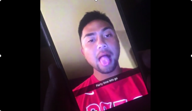 Cincinnati Reds Prospect Ian Kahaloa Drug Busts Himself on Snapchat (Video)