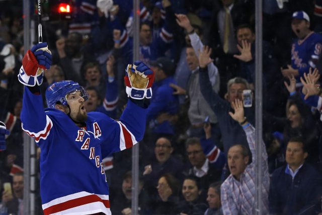 Ryan McDonagh, New York Rangers Gut Out 2-1 Victory Over Montreal Canadiens (Highlights)