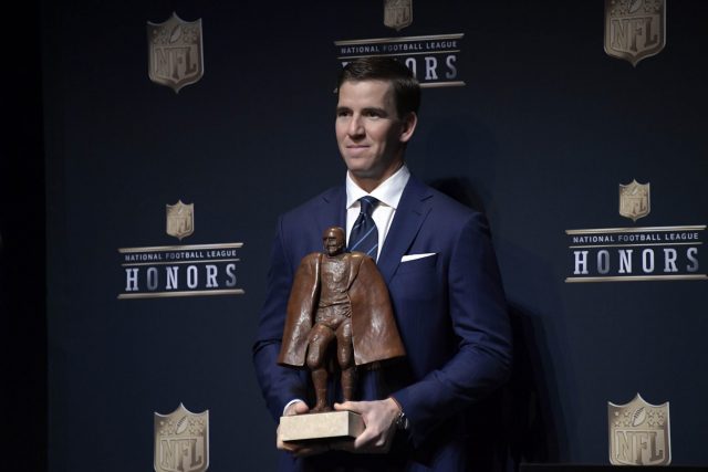 Eli Manning’s Lawyers Provide More Emails in New York Giants Memorabilia Case