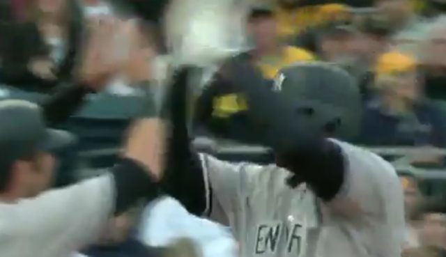 New York Yankees: Chris Carter Launches Timely Home Run To Take The Lead (Video) 2