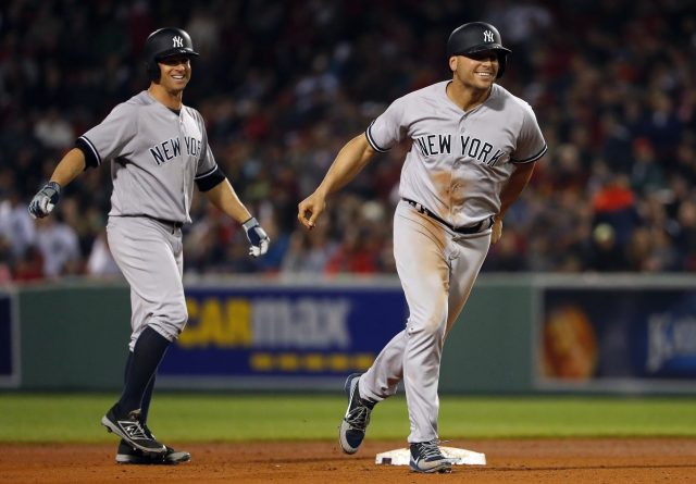 New York Yankees: Brett Gardner, Matt Holliday Tied In HR Race