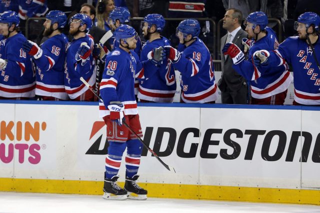 New York Rangers: Michael Grabner Responds to Fans on Twitter