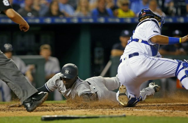 Royals Blunder as New York Yankees Topple Kansas City (Highlights)