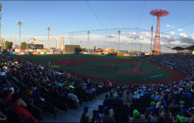New York Mets: Edgardo Alfonzo Makes Managerial Debut in Brooklyn