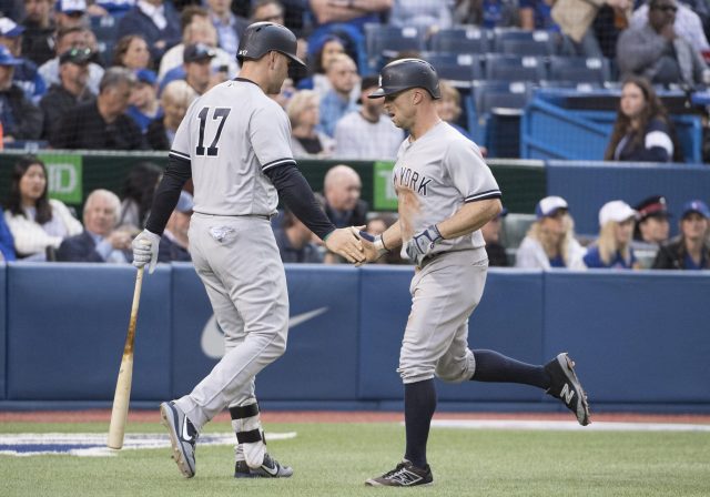 New York Yankees: Brett Gardner Joins 1,000 Hit Club