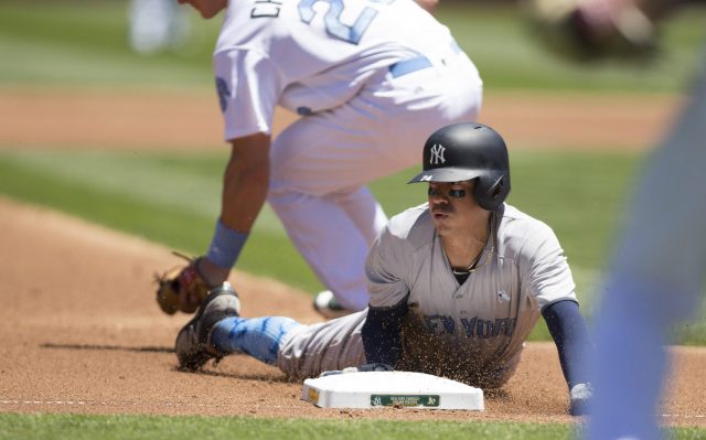 New York Yankees: Why Is Ronald Torreyes Still Hanging Around?