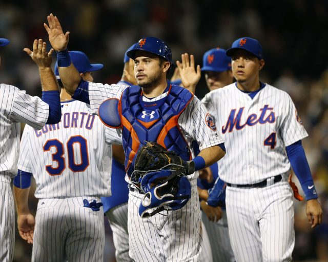 Jacob deGrom Leads New York Mets Past Philadelphia in Series Opener