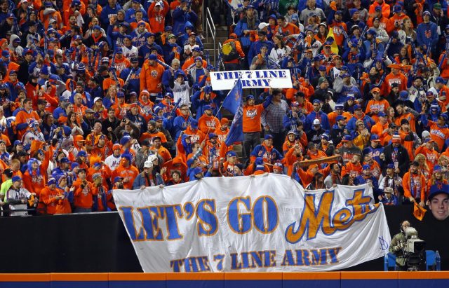 Sports Fans Can Now Truly Take Hold of Their ’15 Seconds of Fame’