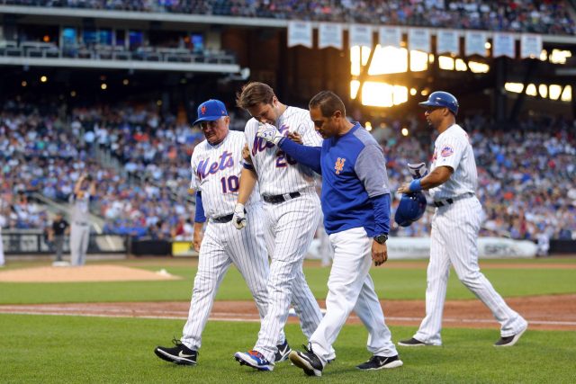Neil Walker Latest to Go Down As Mets Injury Problems Continue