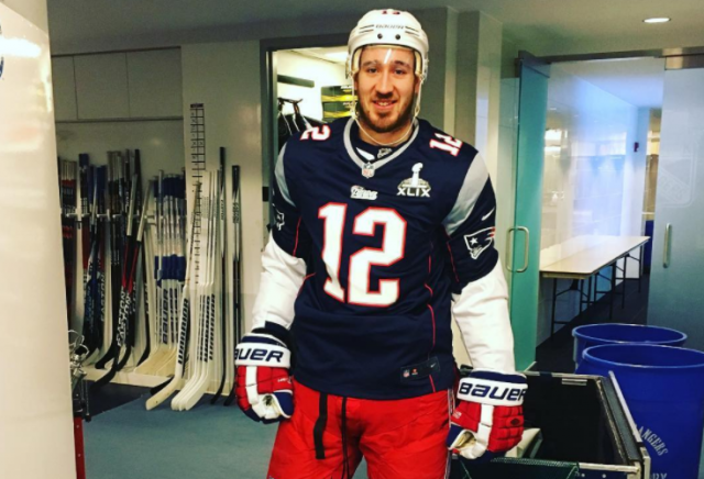 New York Rangers Kevin Hayes Works Out In Questionable Uniform