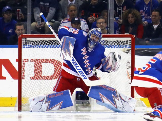 Henrik Lundqvist Shows Off New Pads For The Upcoming Season